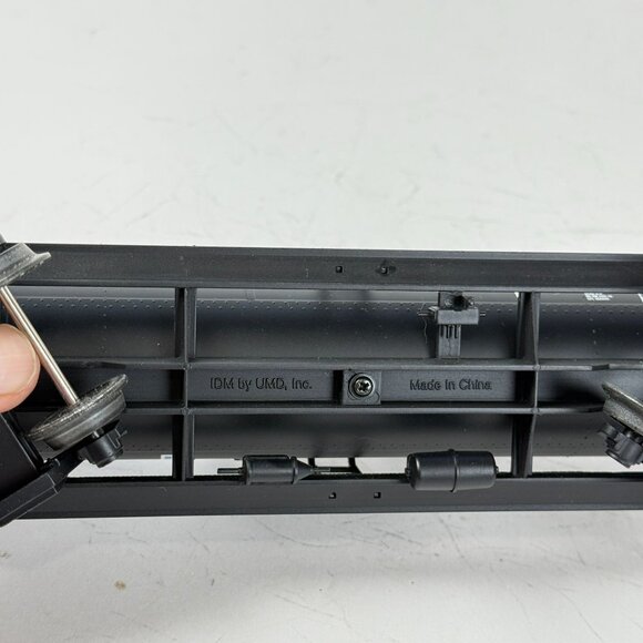 Industrial Rail ADM Tank Car ADMX 30189 O Gauge Corn Processing Model Train - Picture 11 of 13